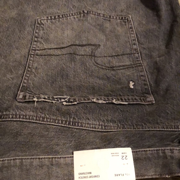 NWT ripped/distressed AE plus jeans-- gray wash - Picture 7 of 12